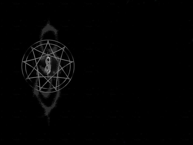 Slipknot logo with pentagram