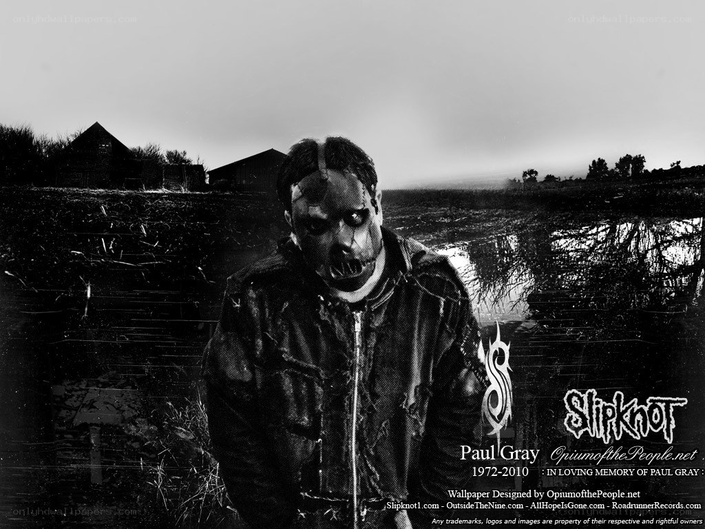 Slipknot member in mask