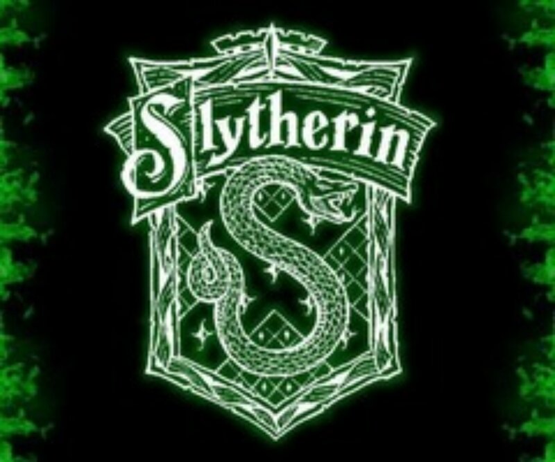 Slytherin House Crest — Green