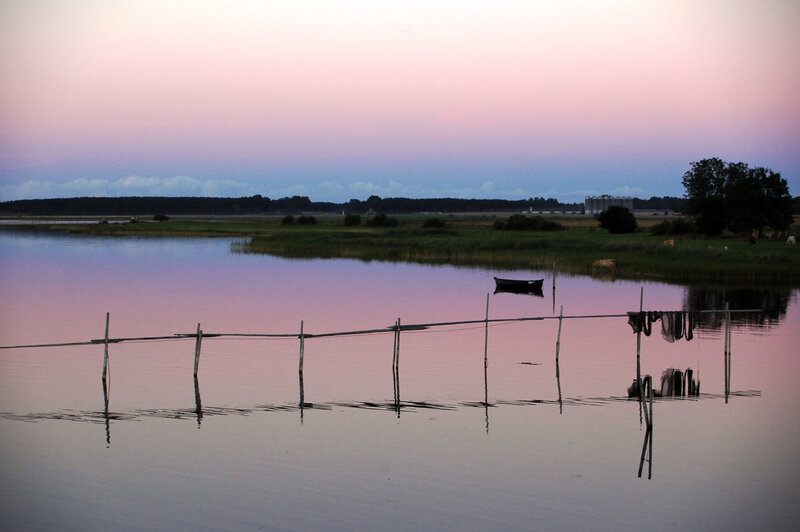 Small Boat on Lake — Pink