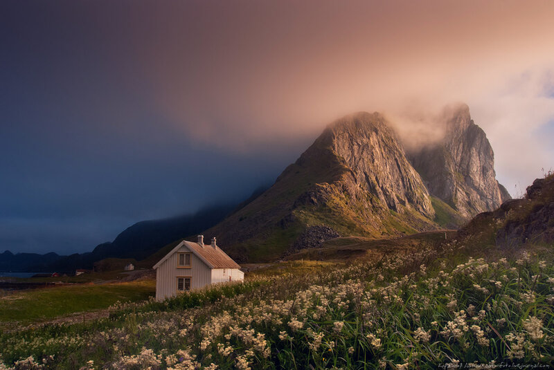Small House in Mountain Valley