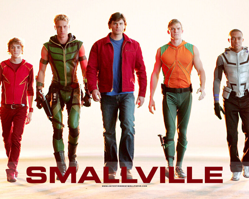 Smallville cast group shot