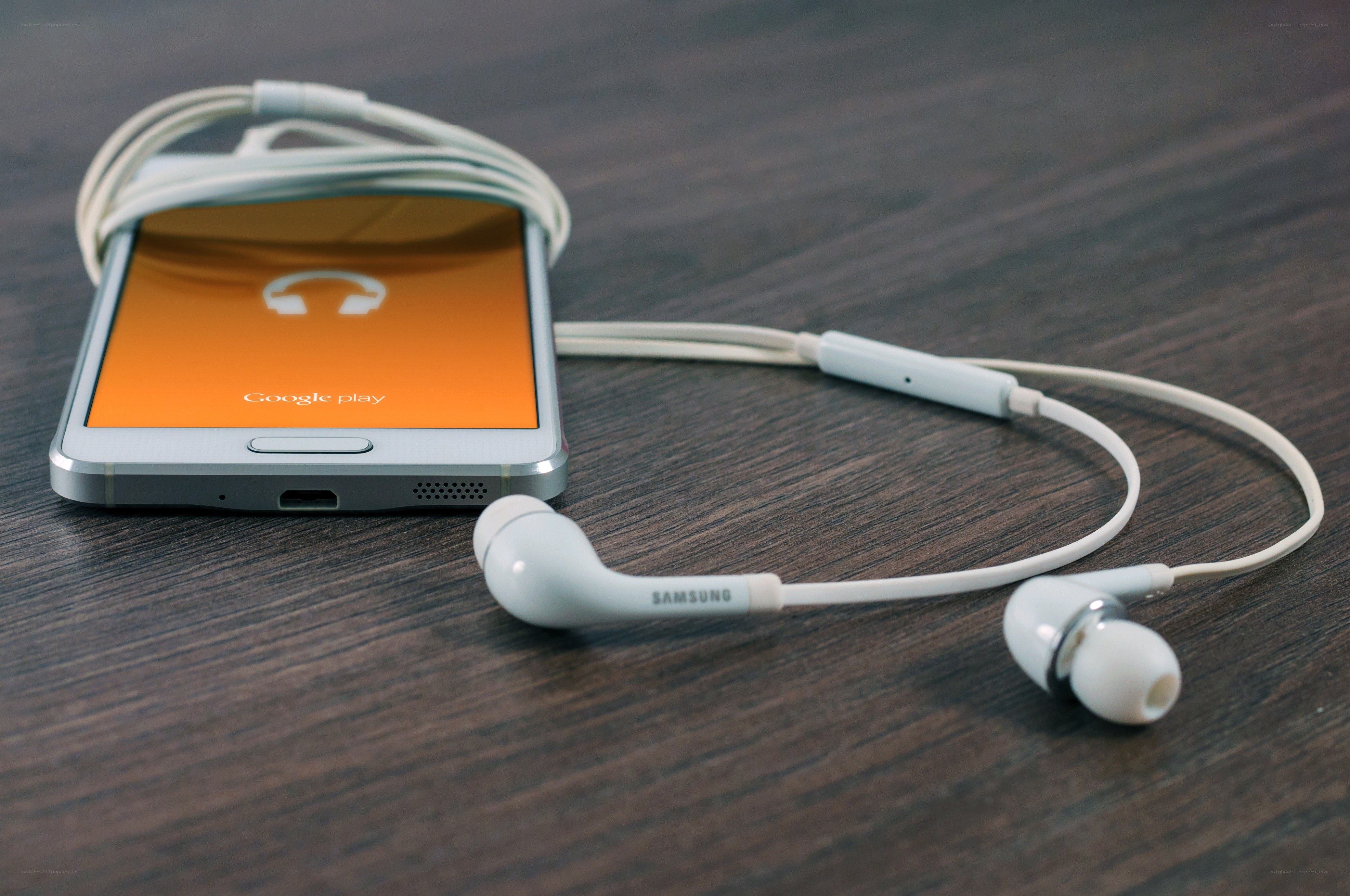 smartphone with earbuds