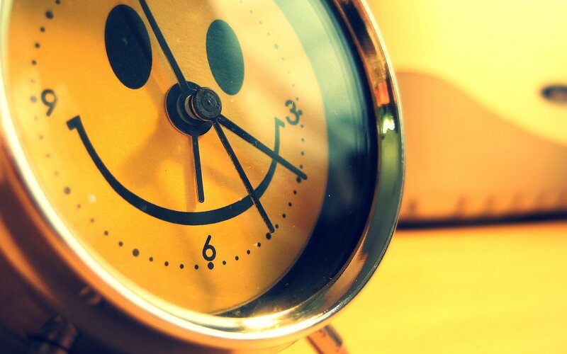 Smiley Face Clock — Yellow, Cheerful