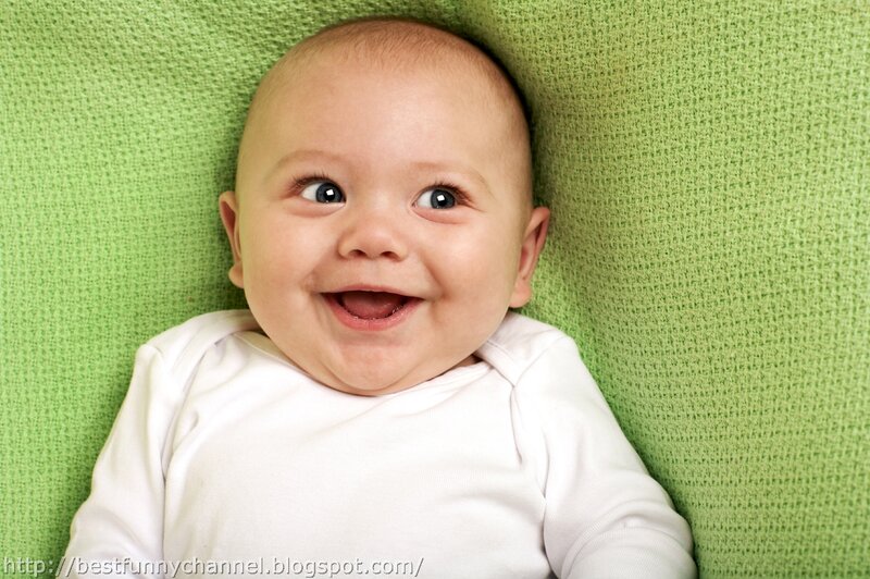 Smiling Baby Lying Down — Green