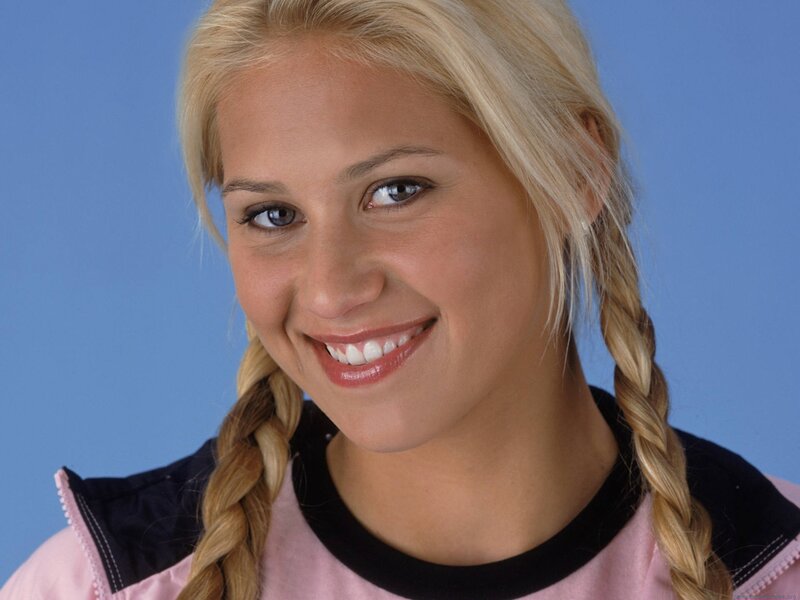 smiling woman with braided hair
