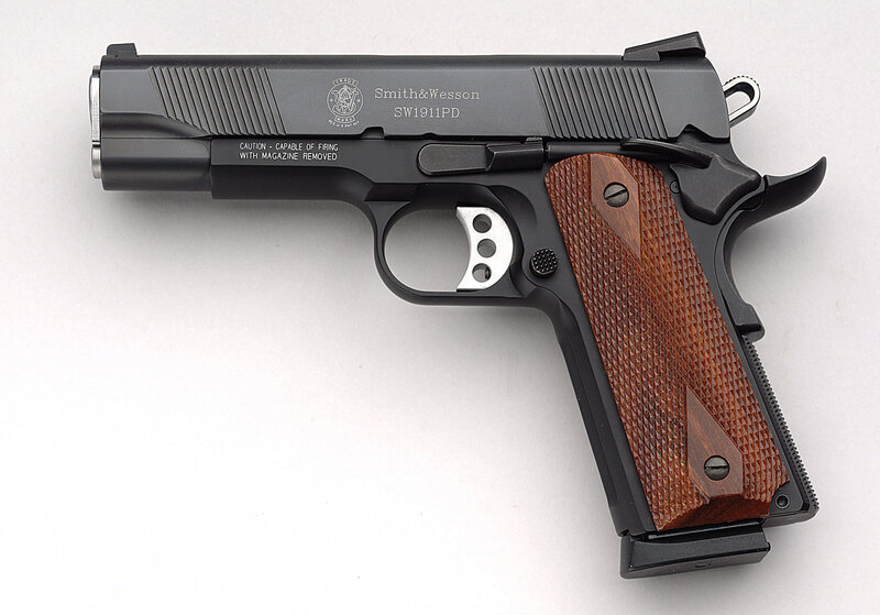 Smith & Wesson pistol