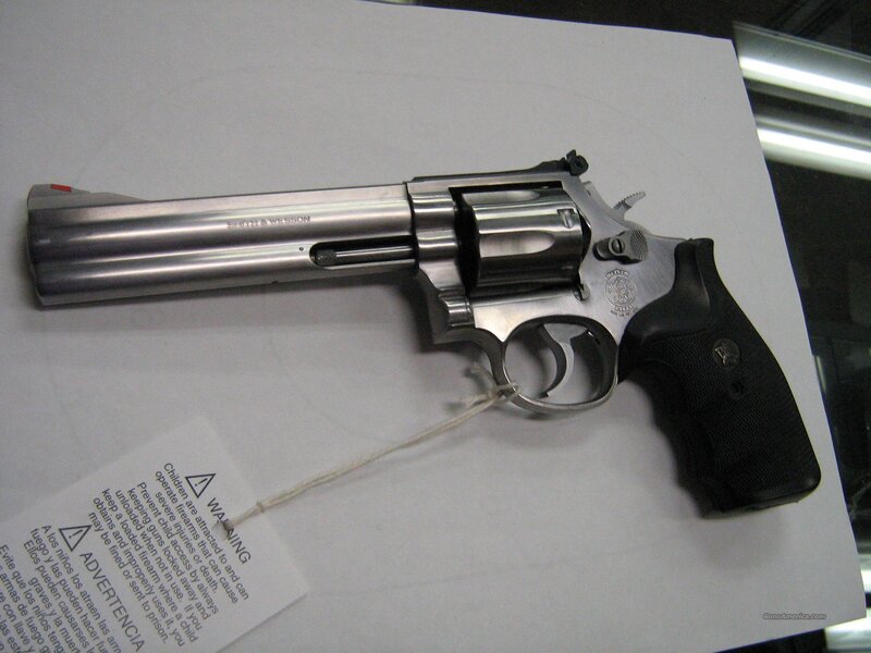Smith & Wesson revolver