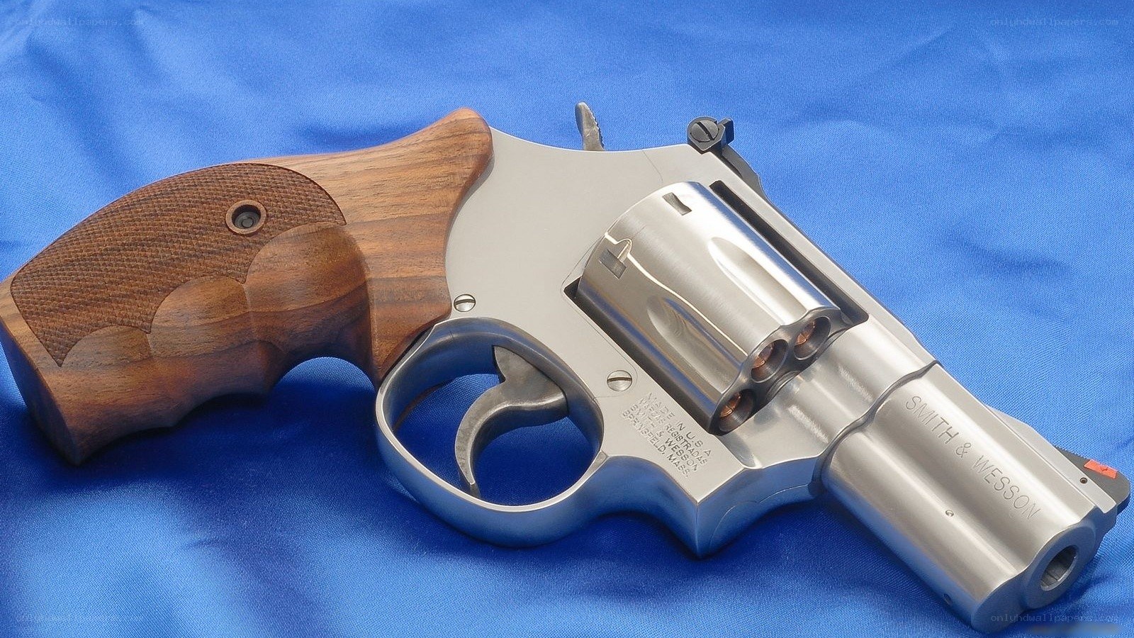 Smith & Wesson revolver