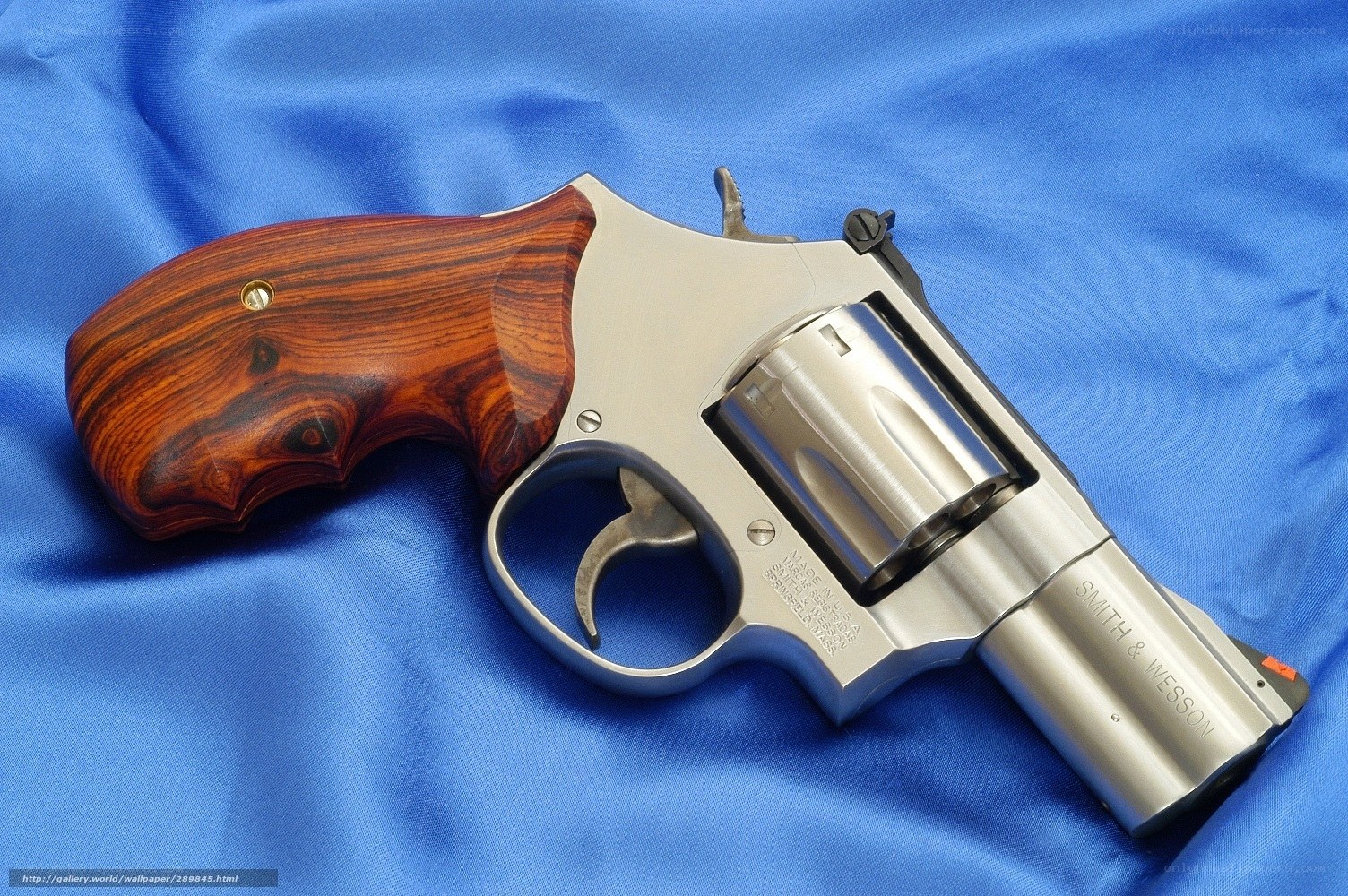 Smith & Wesson revolver