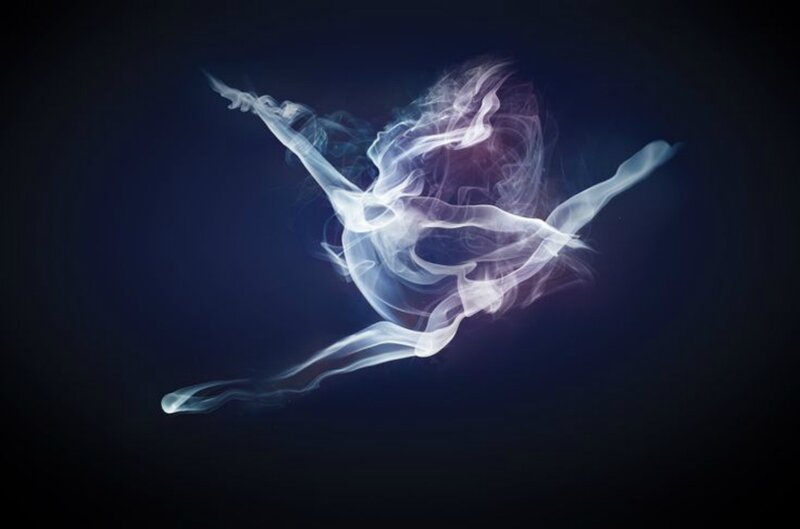 Smoke Forming Dancer