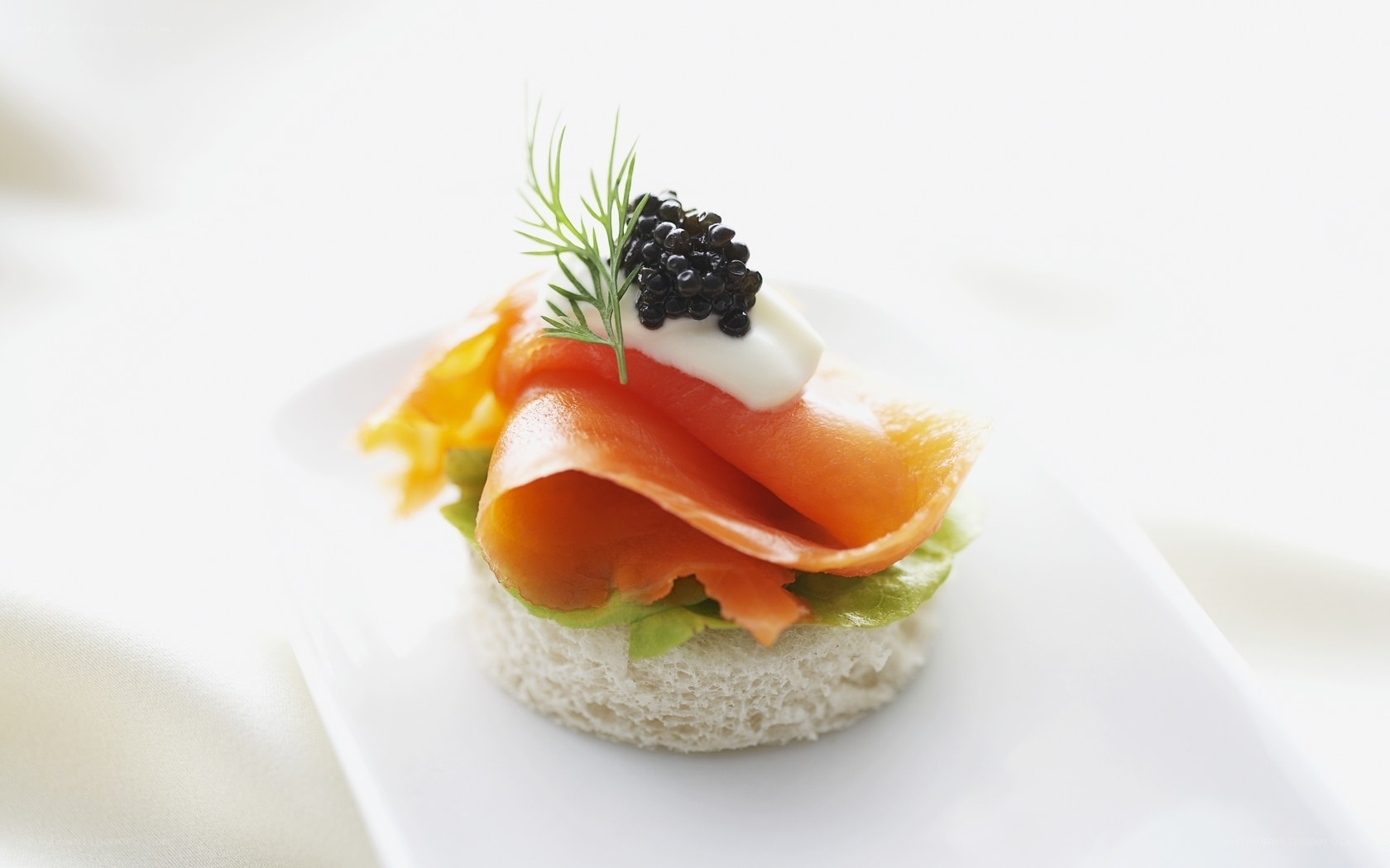 smoked salmon appetizer