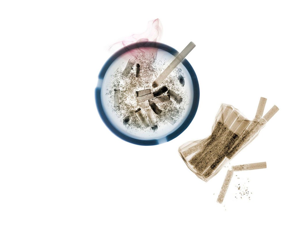 smoking and ashtray