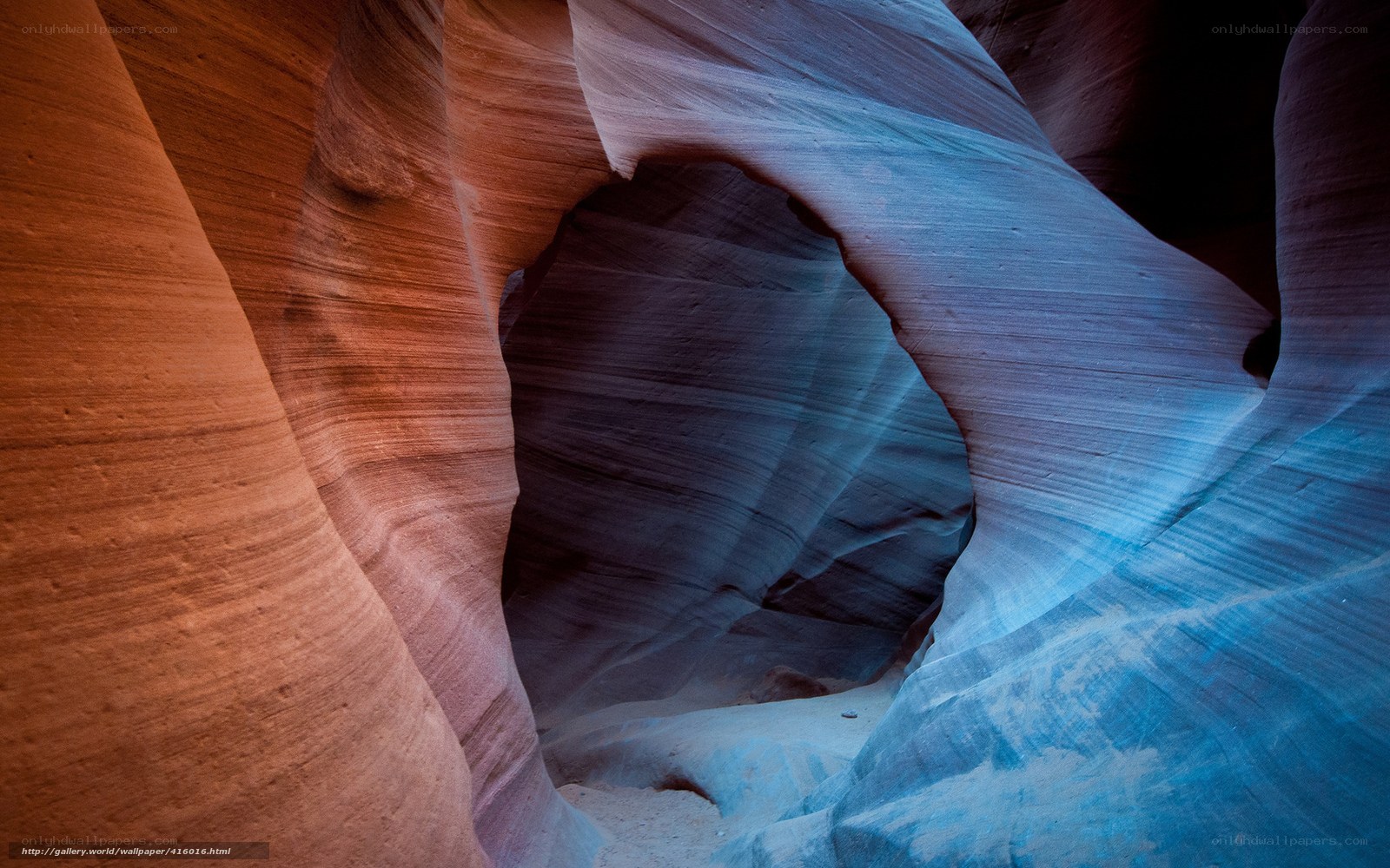 smooth sandstone canyon walls