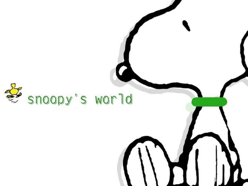 Snoopy Dog Character — Black