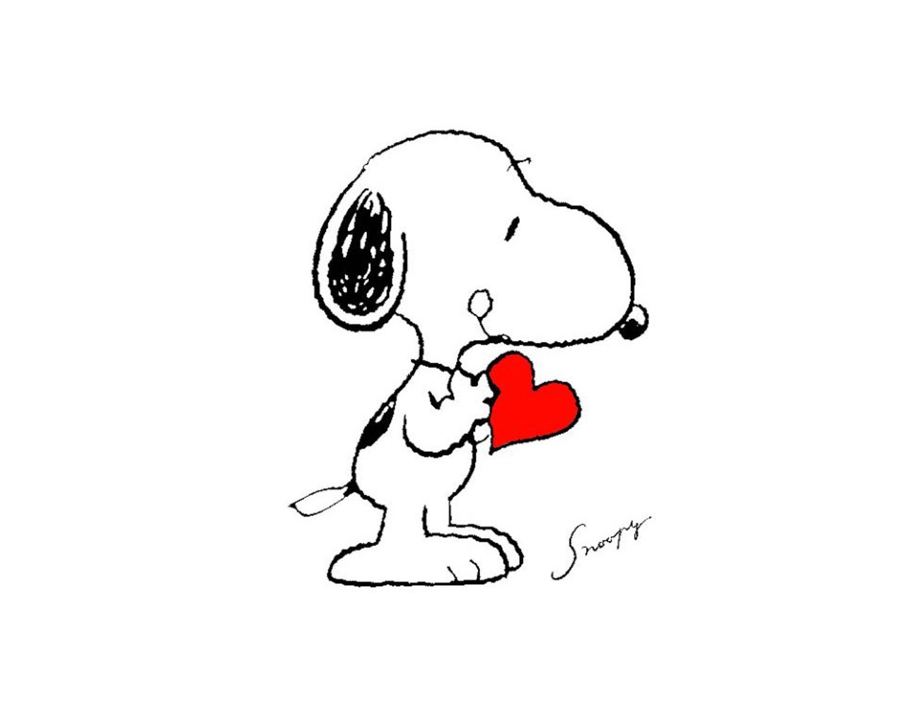 Snoopy holding a red heart