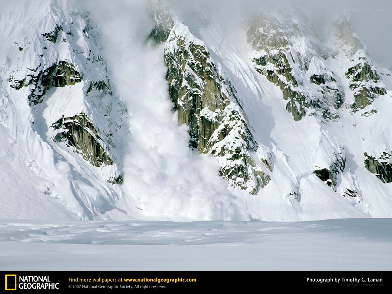 Snow avalanche on mountain