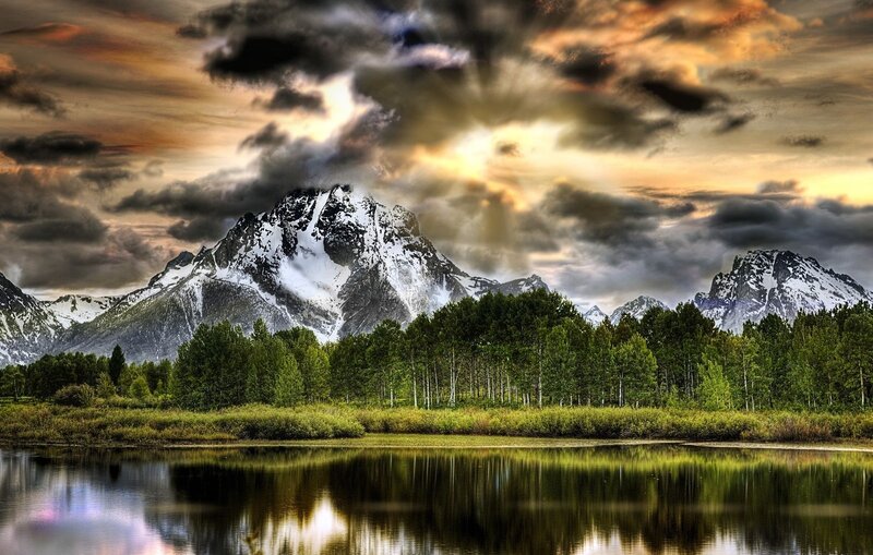 Snow-capped Mountains — Green, Blue
