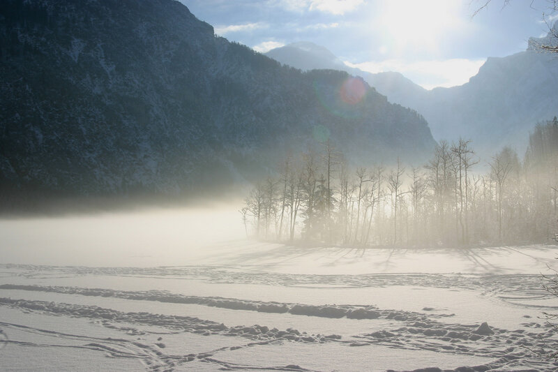 Snow-covered Lake and Mountains — White, Serene, Winter