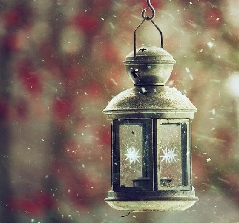 Snow-covered Lantern — White, Serene