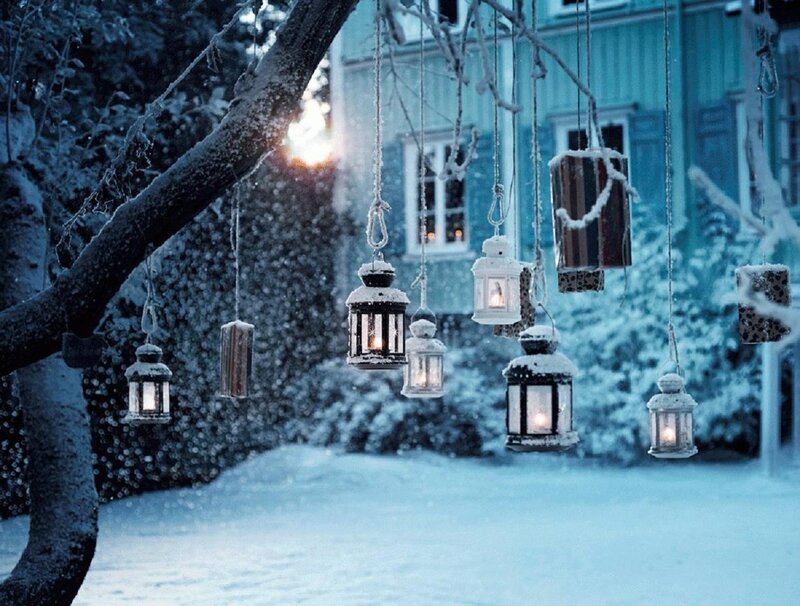 Snow-covered Lanterns