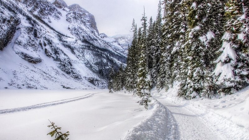 Snow-covered Mountain Path — White, Serene