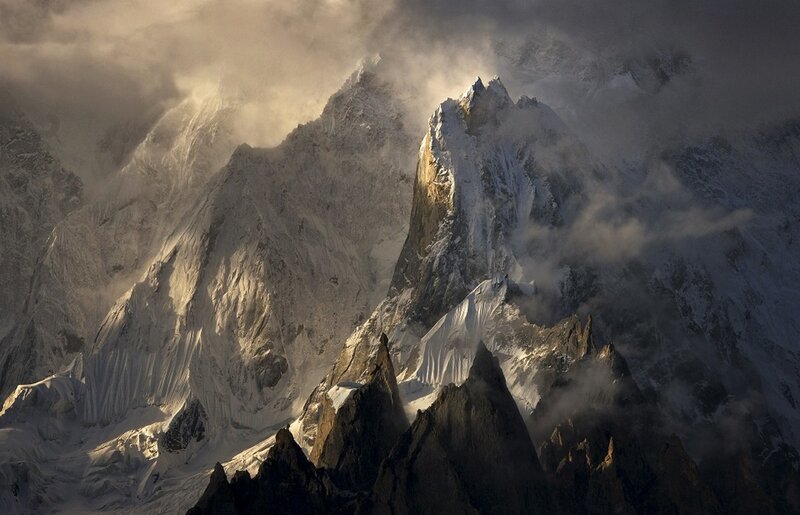 Snow-covered Mountain Peaks — White, Dramatic, Sunrise, Photograph, Clouds, Rock