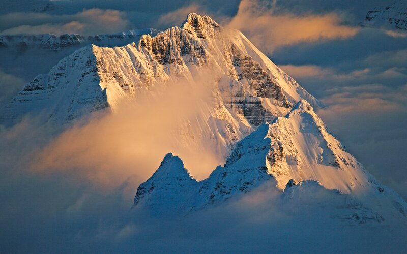 Snow-covered Mountain Peaks — White, Dramatic, Sunrise, Photograph, Clouds, Sunlight
