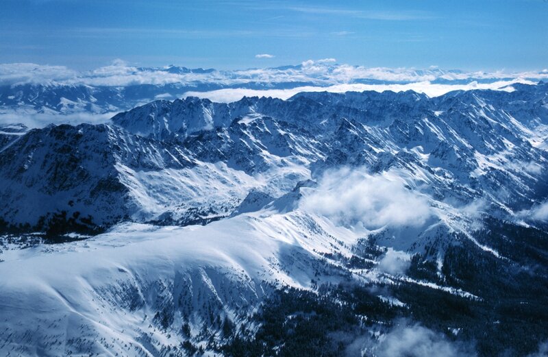 Snow-covered Mountain Range — Blue, Serene, Winter