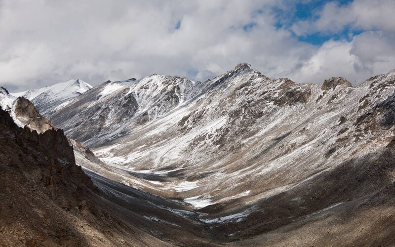 Snow-covered Mountain Range — Brown, Dramatic, Winter