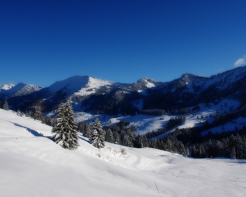 Snow-covered Mountains — Serene, Valley