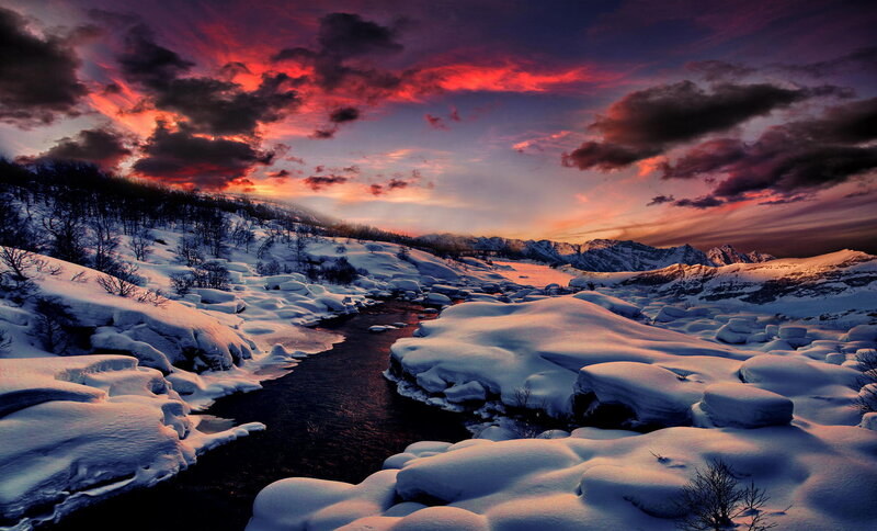 Snow-covered River at Sunset — Red, Dramatic