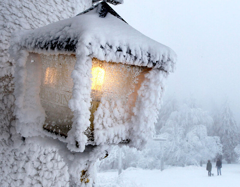 Snow-covered Street Lamp — White