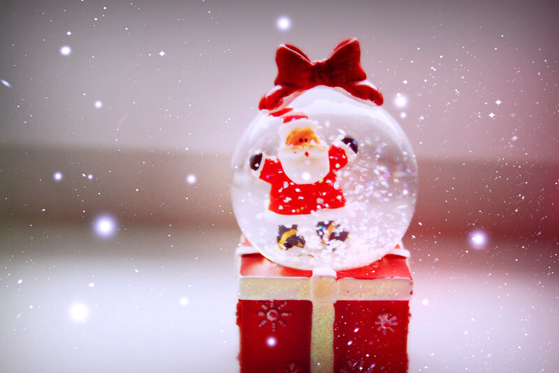 Snow Globe with Santa — Red