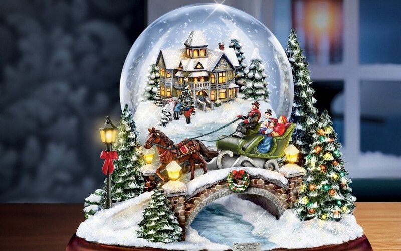Snow Globe with Sleigh — White