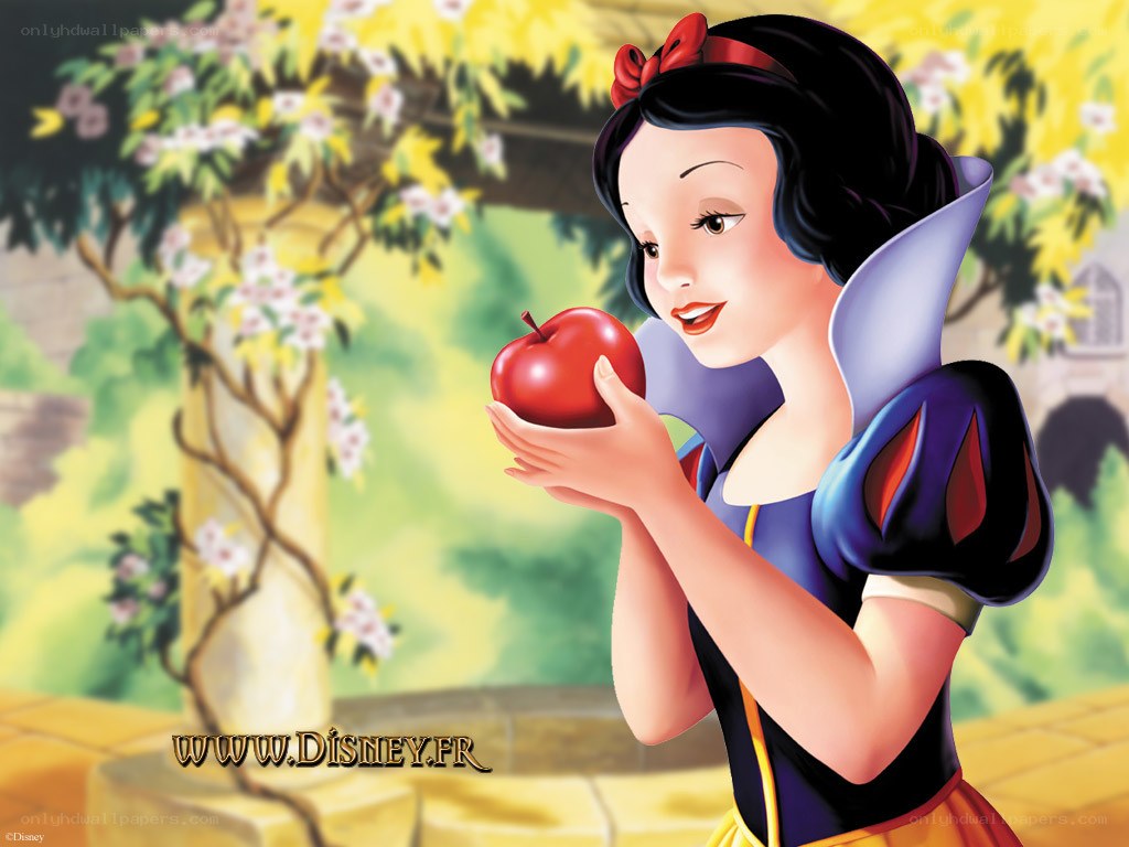 Snow White holding an apple