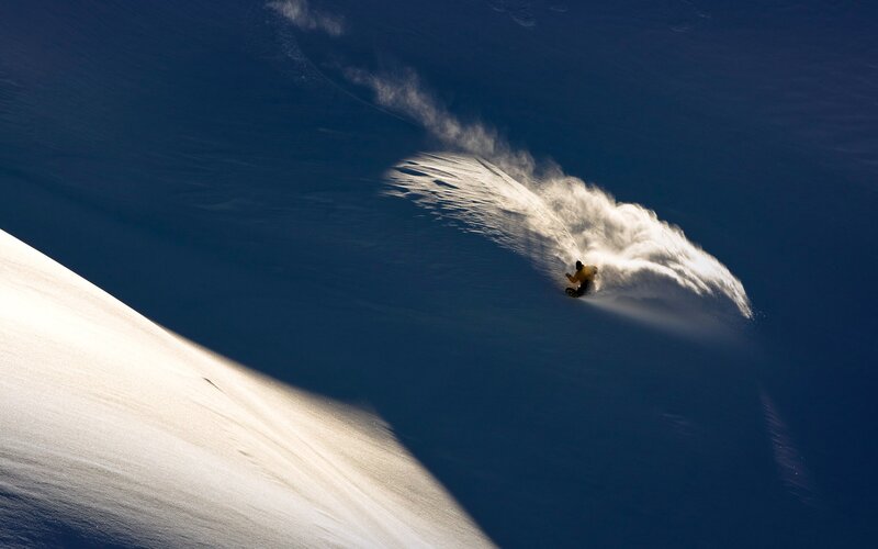Snowboarder in Powder — Blue