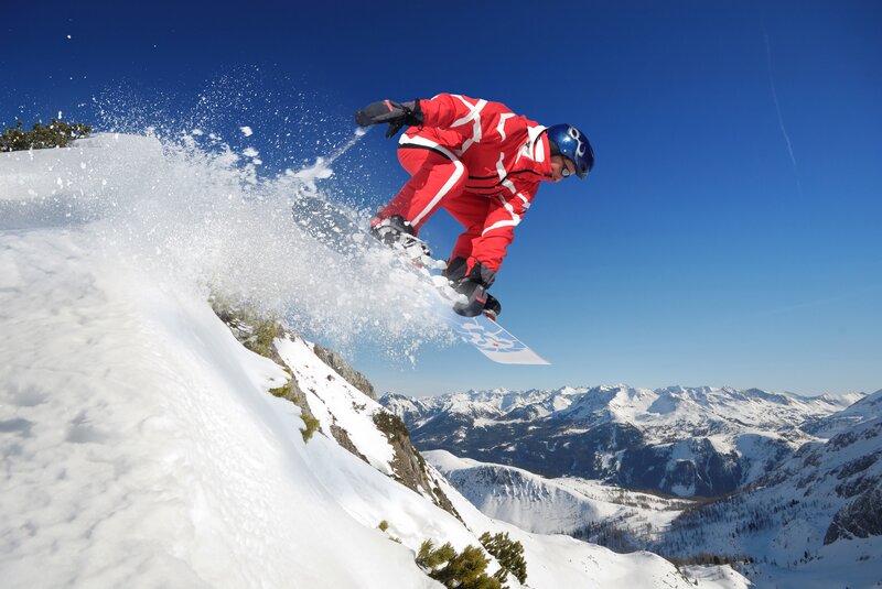 Snowboarder in Red Suit — Dynamic