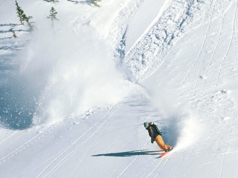 Snowboarder in Snow