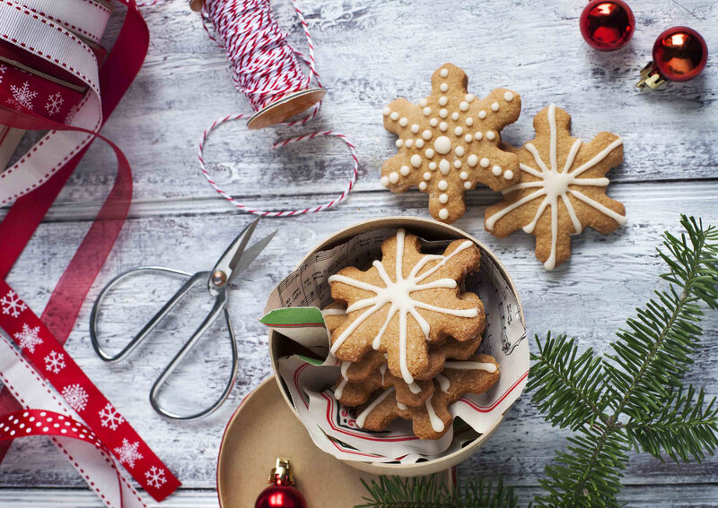 Snowflake Cookies in Box — White