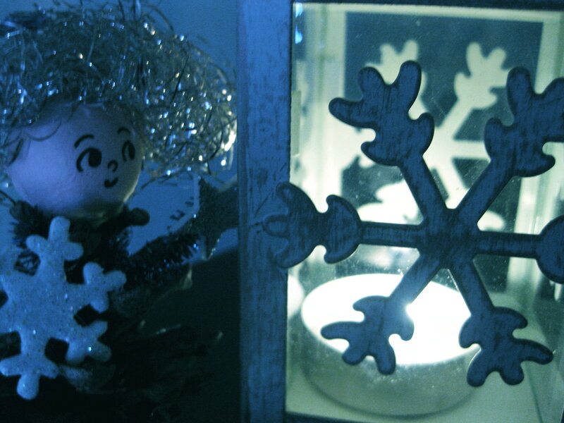 Snowflake Lantern Decoration