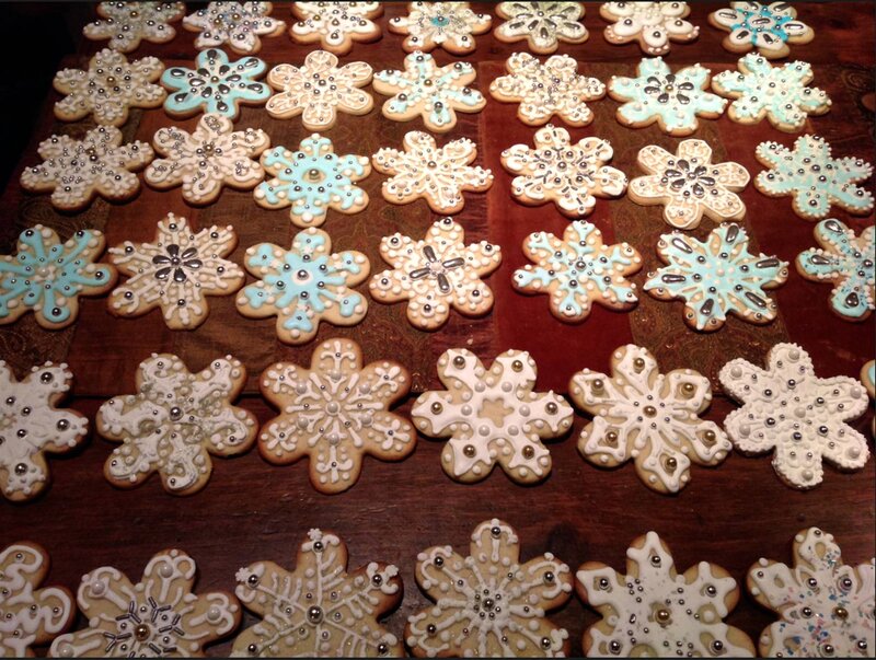 Snowflake-shaped Cookies — White