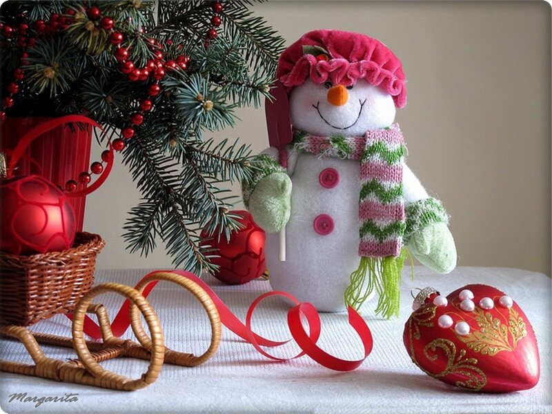 Snowman Figurine — Red, Festive