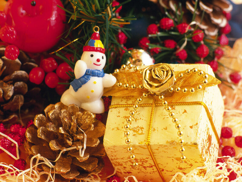 Snowman Figurine with Gift