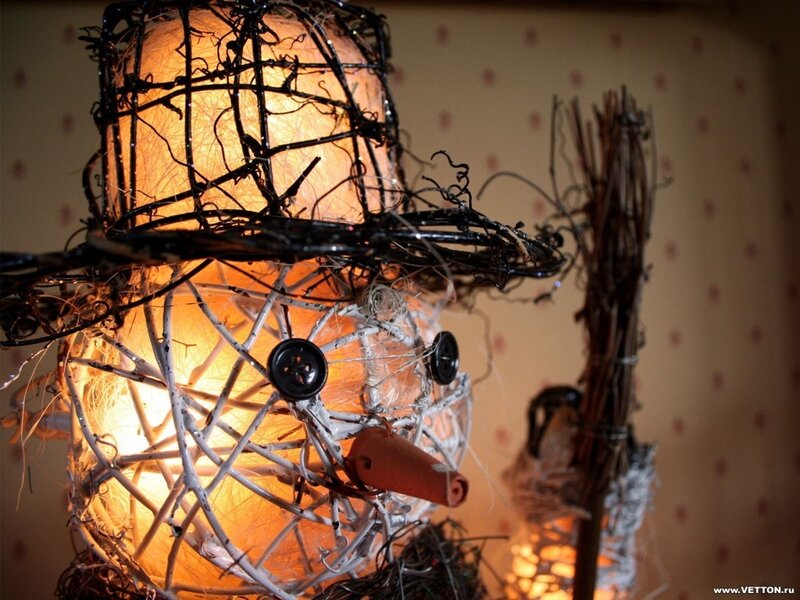 Snowman Lamp Sculpture