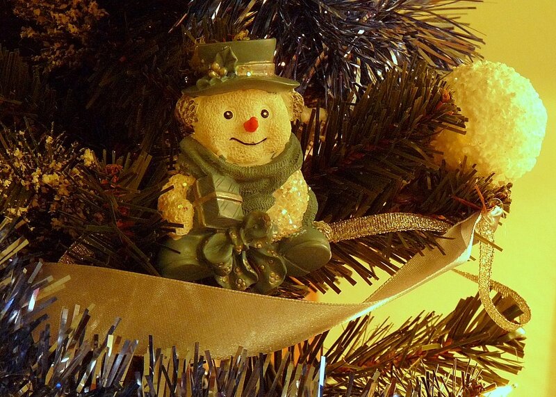 Snowman Ornament — Green