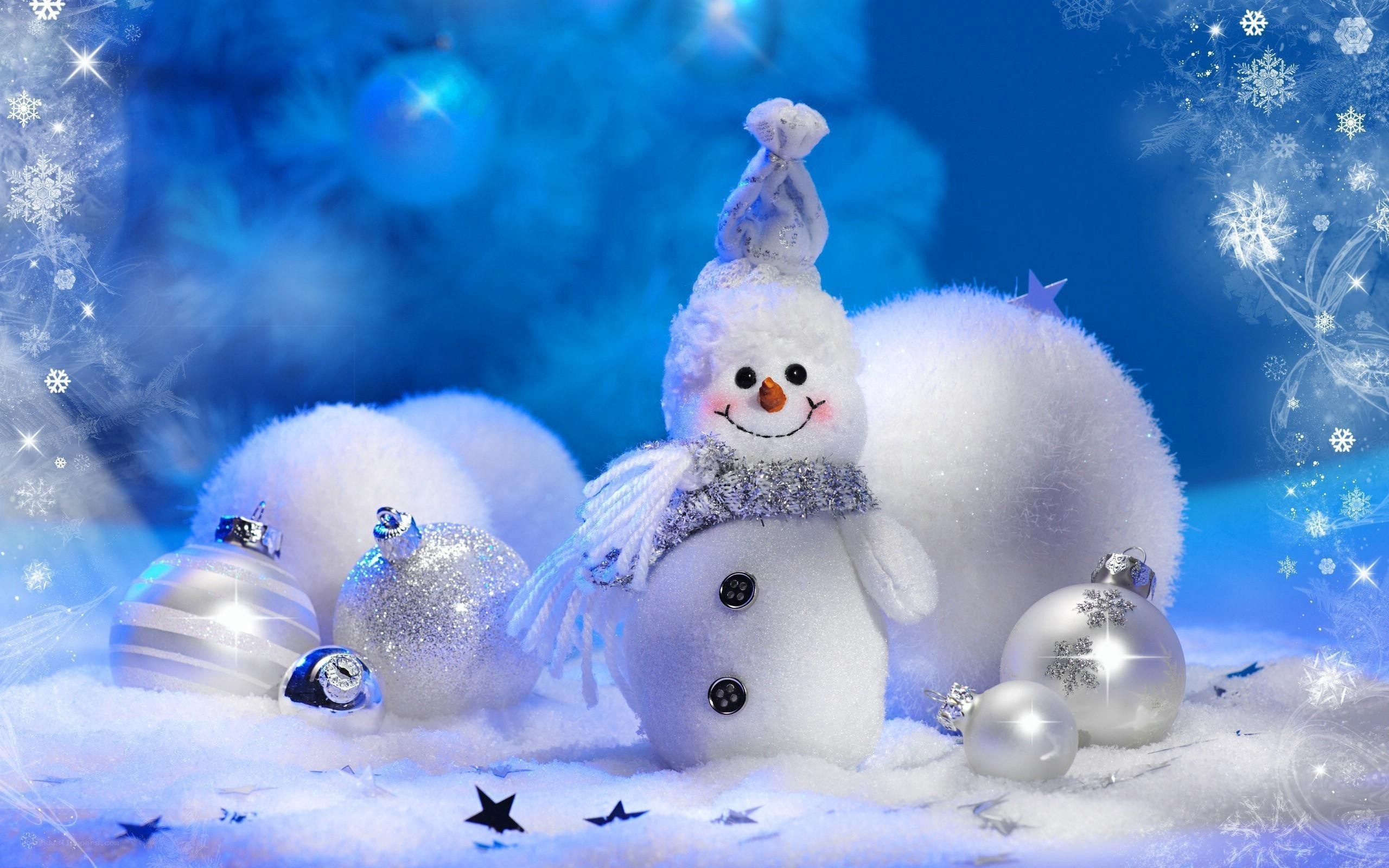 Snowman with ornaments