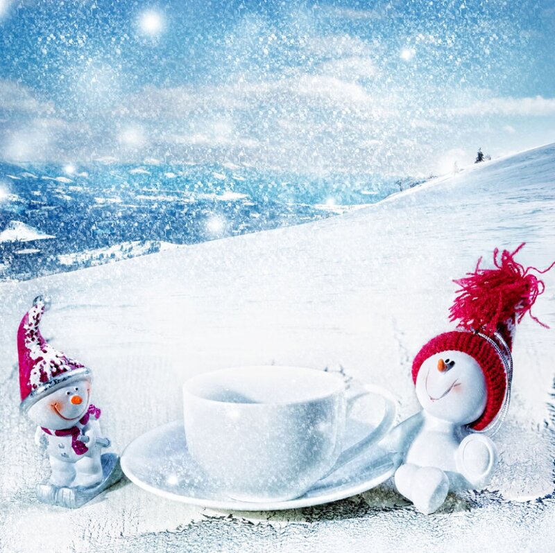Snowmen with Tea Cup