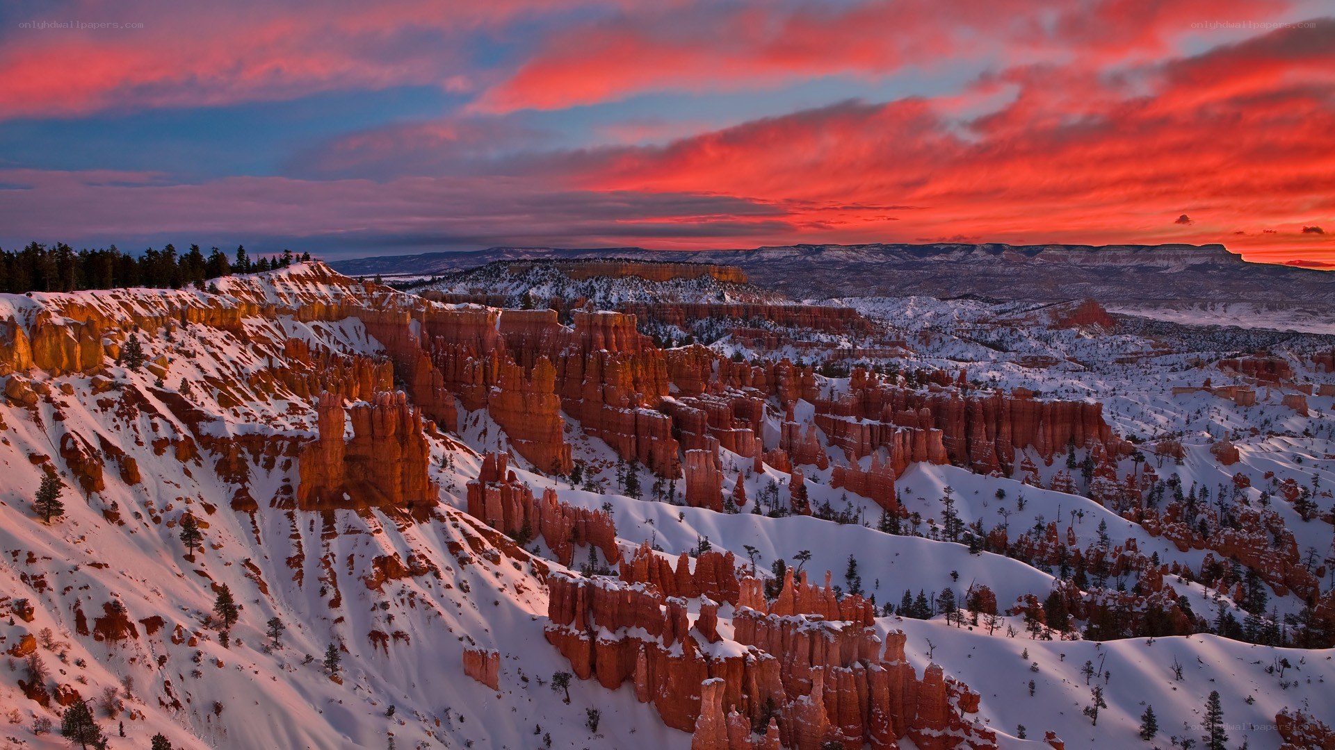 Snowy Bryce Canyon at sunset