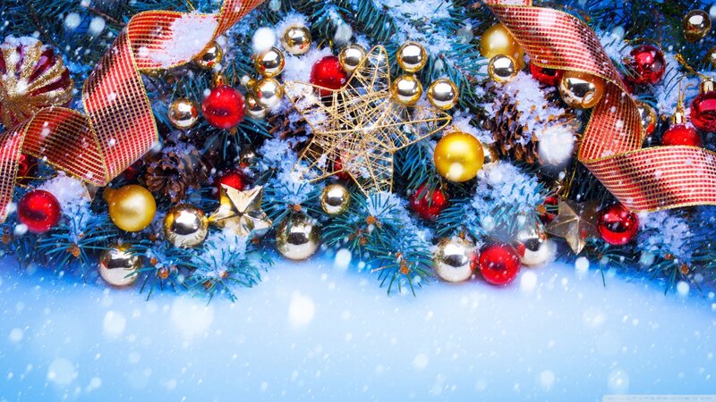 Snowy Christmas Decorations